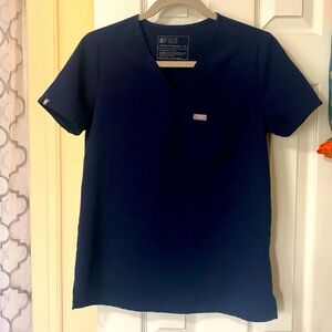 FIGS, a pair of scrub, XS PETITE one TOP AND ONE JOGGER